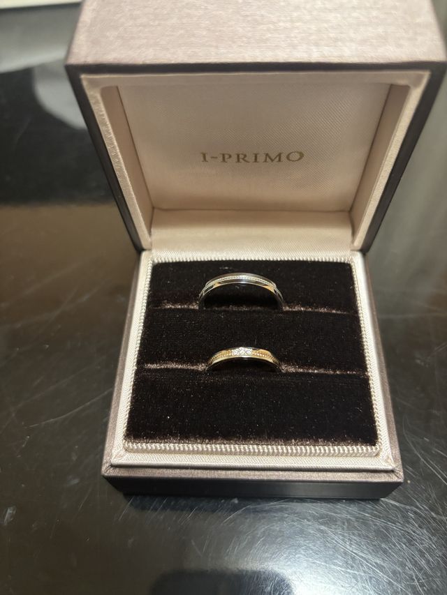 購入して、ケースに入った状態です！
