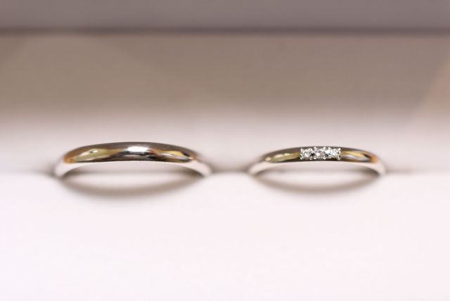 ダイヤ2石と誕生石1石をセットしていただきました！