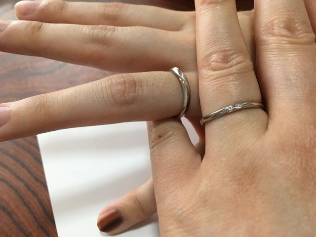 お気に入りデザインの結婚指輪です。