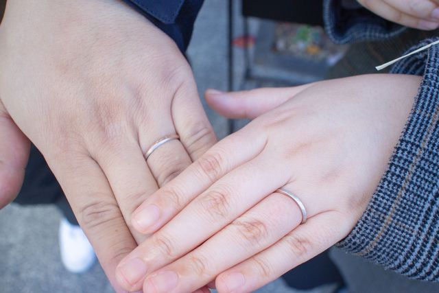 指輪の受取時に、記念撮影としてパシャリ。素敵な思い出です