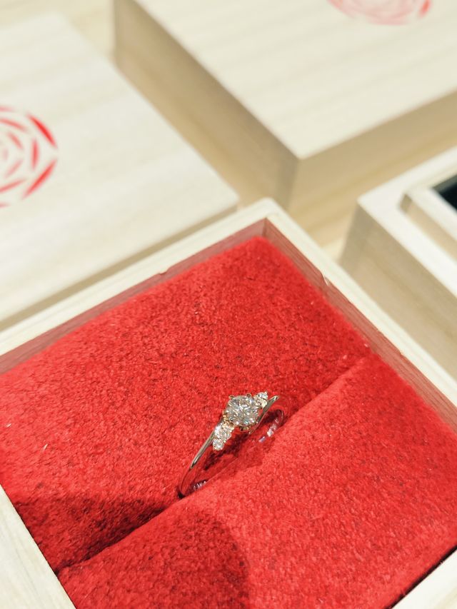 縁結という名前の婚約指輪