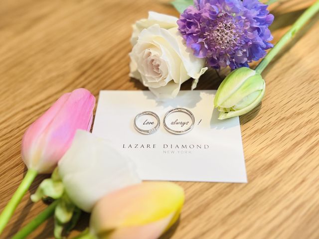 どこから見ても美しく、シンプルで上品なデザインに一目惚れ！