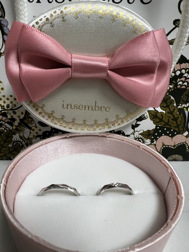 右▶︎レディース
左▷メンズ