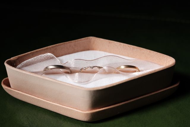 お互い自分の手に馴染むシンプルなものにしました。