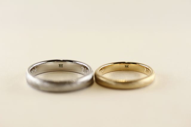 2人の誕生石を内部に装飾