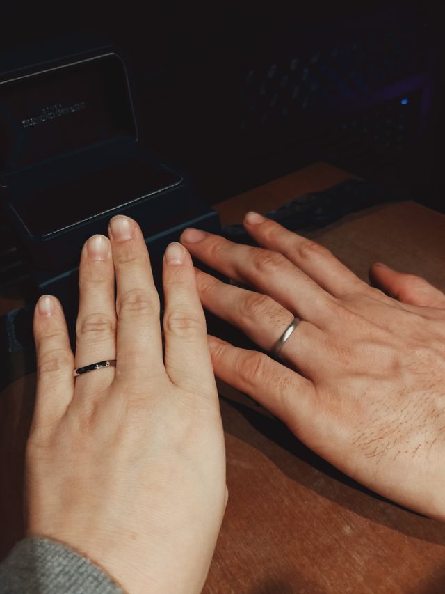 2人で作った初めてのペアリングが結婚指輪です。