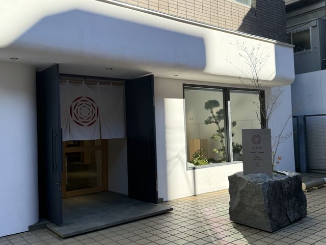 青山店さんの外観です。