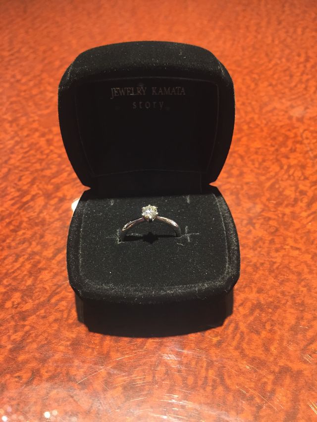 婚約指輪　シンプルなのを探してました