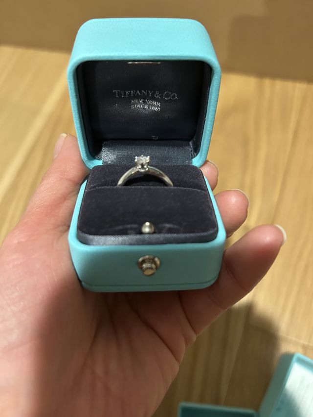 シンプルな飽きのこないデザインです