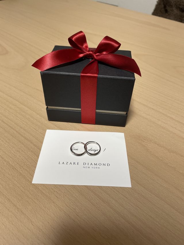 2人が初めて一緒に一目惚れしたデザインのマリッジリング