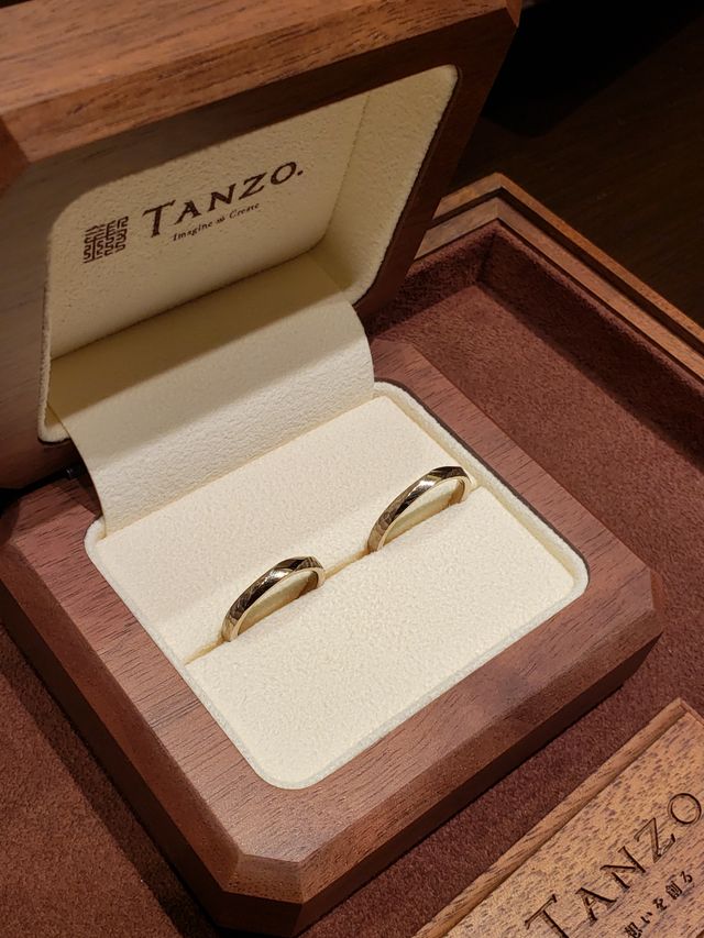 結婚指輪の受取日の写真です。