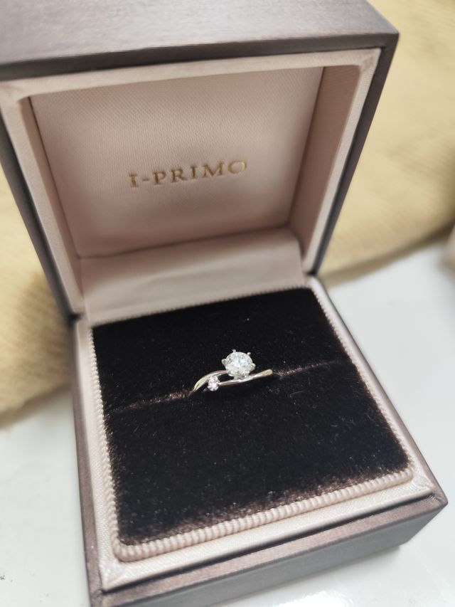 婚約指輪　スピカ