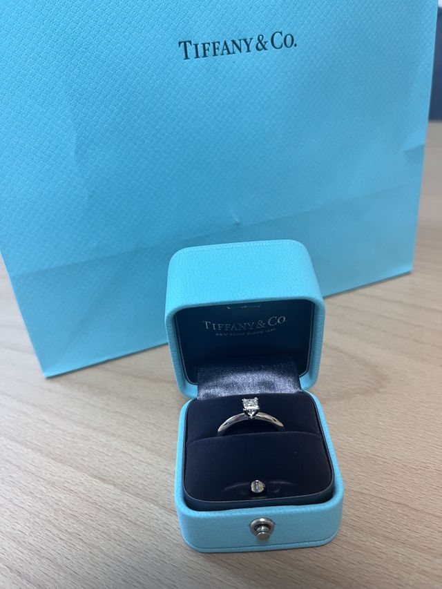 一点もののプリンセスカットをセレクトしました。
