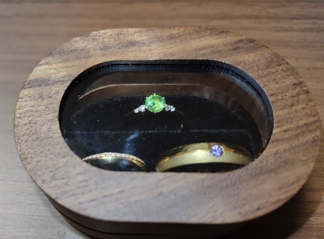 結婚指輪(新婦)：ルブケ
結婚指輪(新郎)：ルブケ(宝石追加