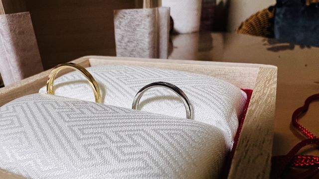 二人で選びに選んだ、大好きな指輪です