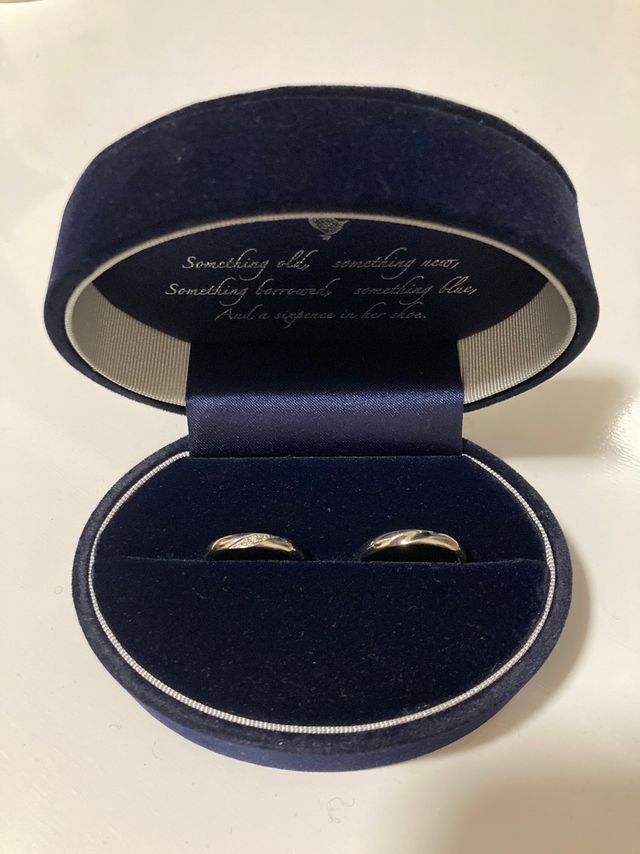 箱に入った指輪