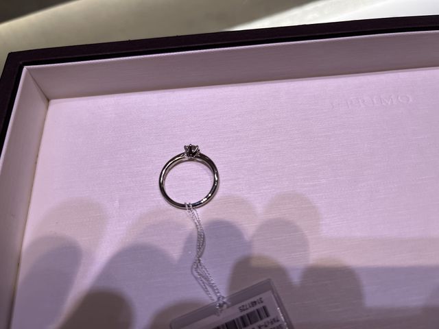 この婚約指輪を検討