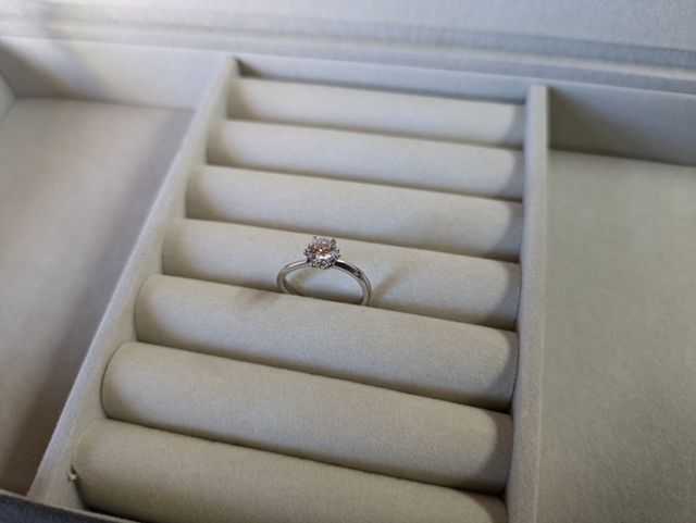 家事をするとき以外は身に付けています。