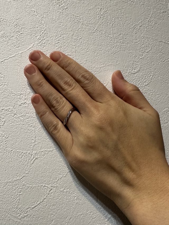 結婚指輪として購入。