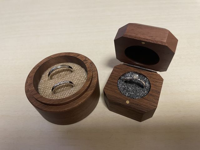 結婚指輪、婚約指輪