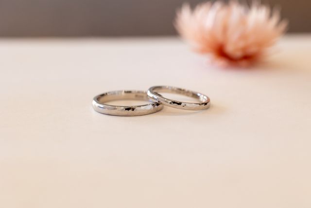 おそろいの結婚指輪です。