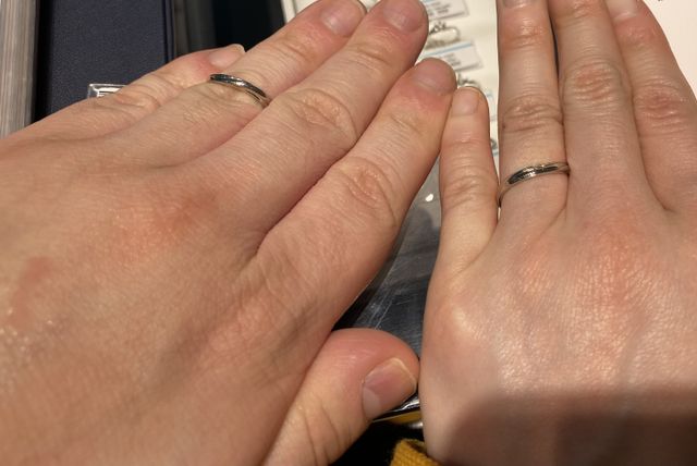 指輪の曲線が指に合って気に入りました