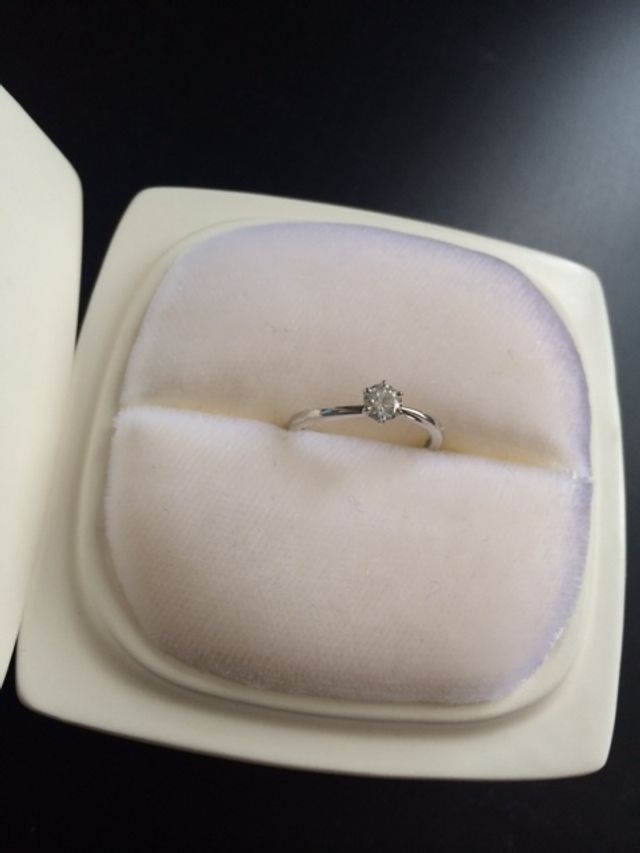 0.28カラットのダイヤモンド