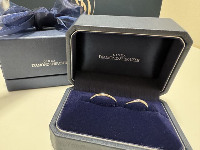 2人でたくさんのデザインから選んだ指輪です。