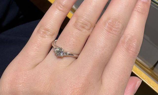 試着した指輪です