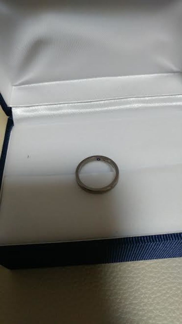 ケースの上においてとりました