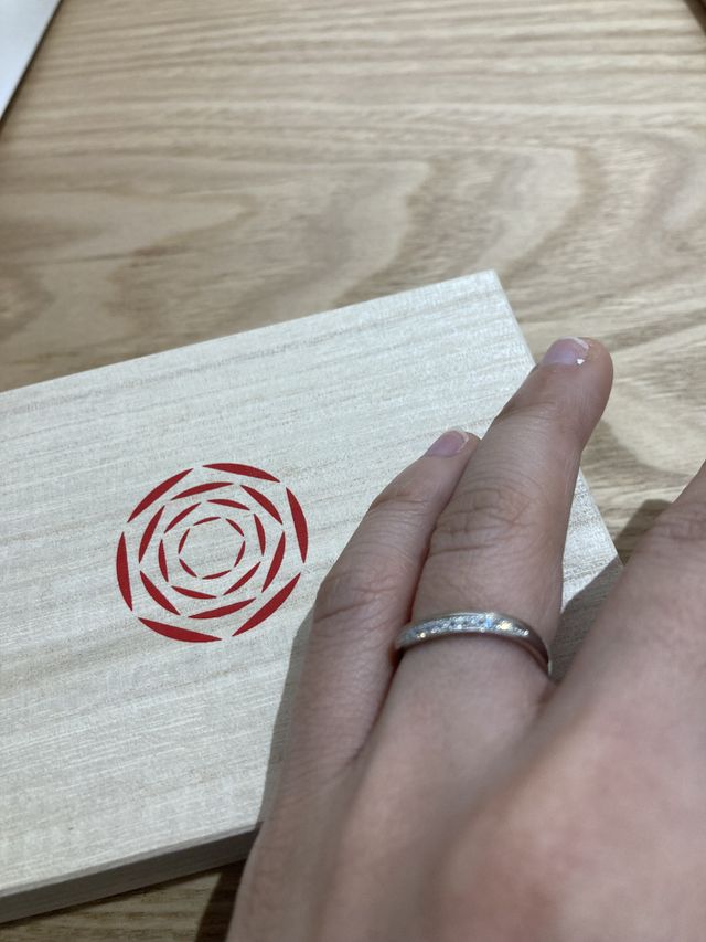 結婚10年記念のセカンドリングを買ってもらいました！