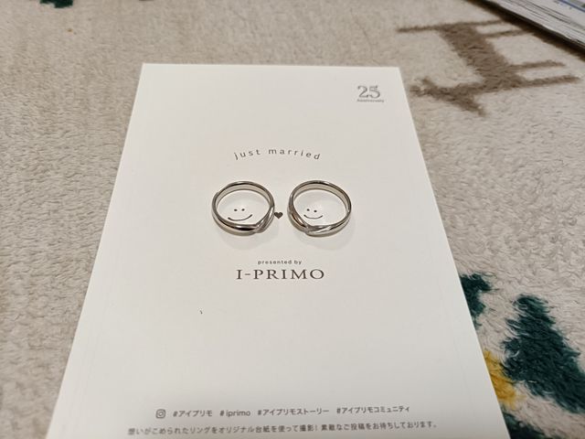 指輪の真ん中にマット加工