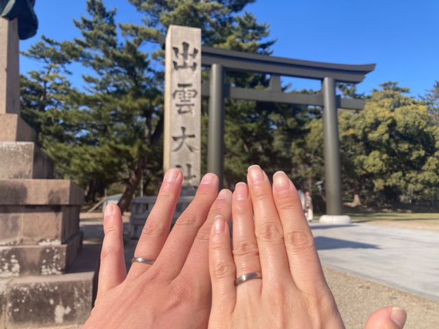 大社本店での受け取り後、店舗近くの出雲大社で撮影しました。