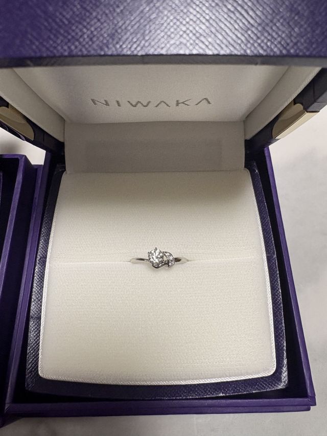 ダイヤモンドは0.31ctです