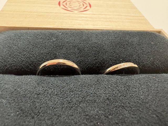 郵送での受け取りのため、自宅内で撮りました