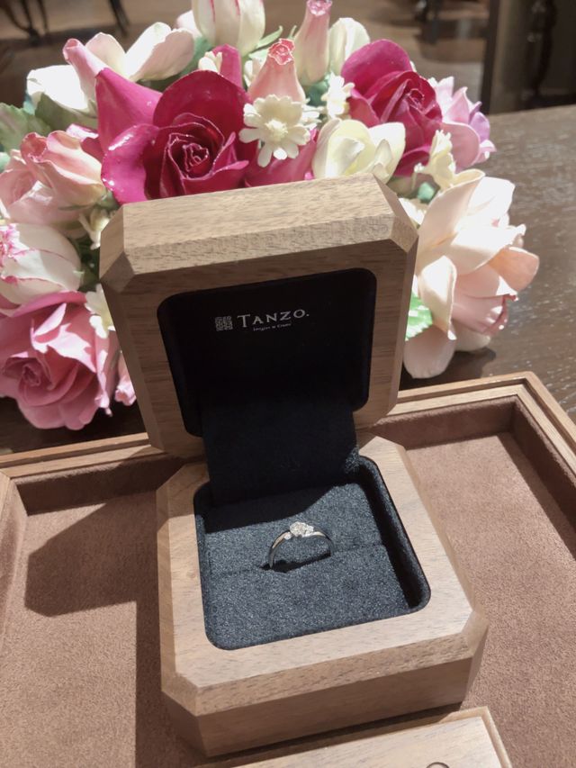 納品時にお花を添えてくださった時のお写真です