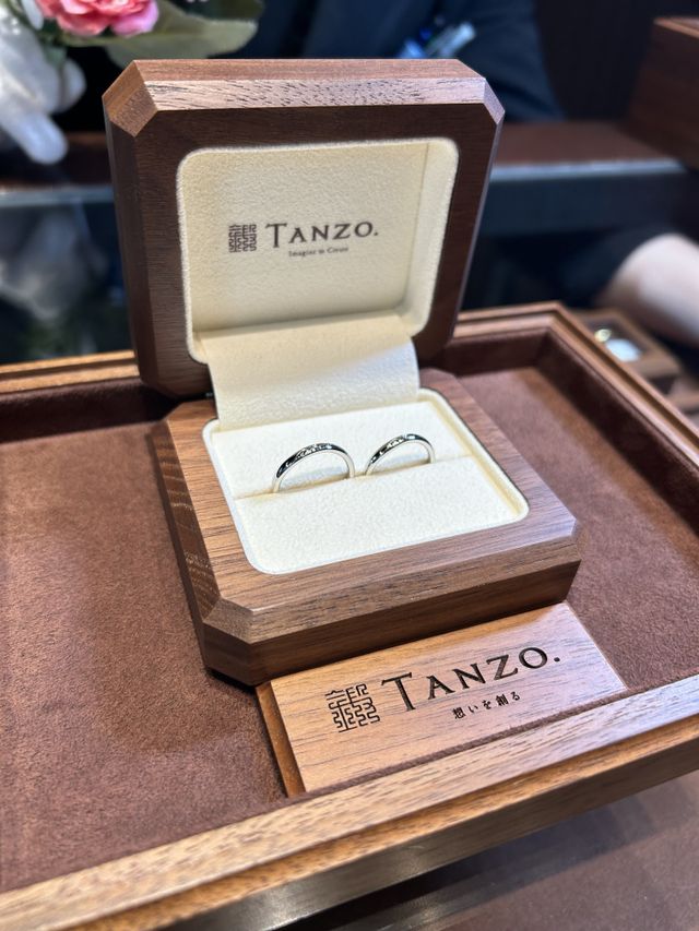 お高いのイニシャルを可愛くデザインしてもらいました