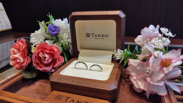 お店で撮影させていただきました