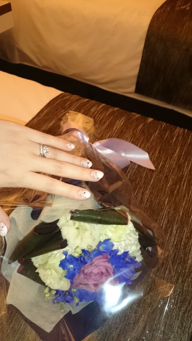 結婚指輪にはメッセージとともに隠しダイヤを追加しました