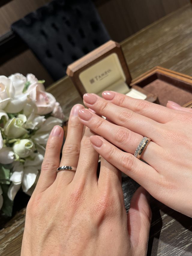 胡桃の木箱もこだわりがあり大変よかったです。