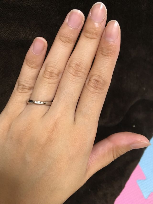 着用するとこのような感じになります。お気に入りです。