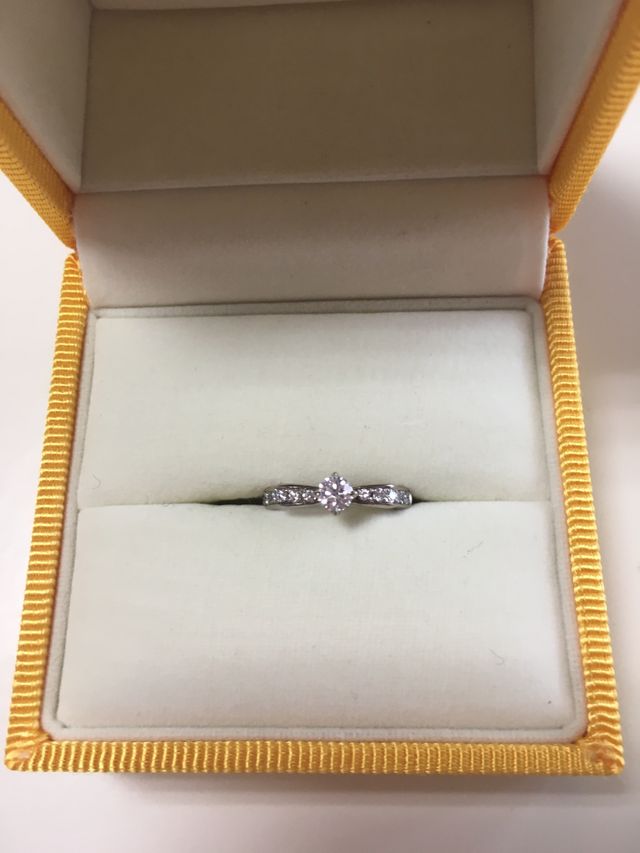 自らデザインした指輪