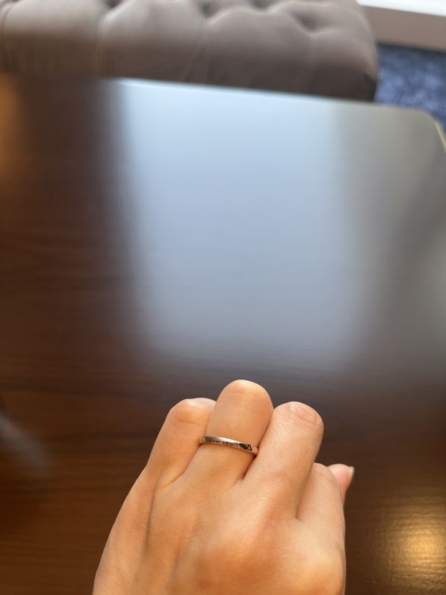 槌目と荒目マット加工
色コーラルゴールド