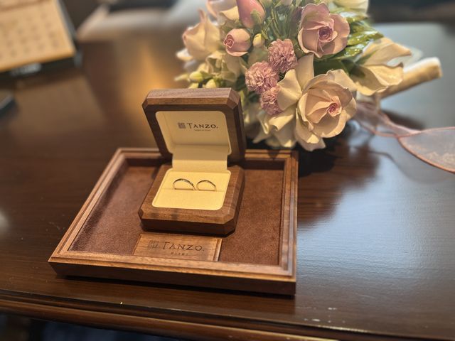 ケースもくるみ木材を使っており、ステキでした。