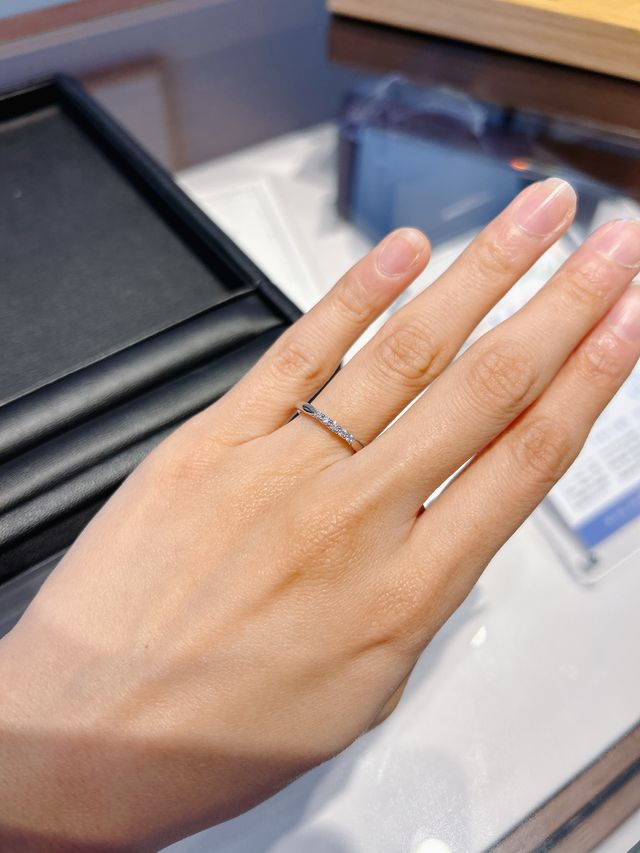 おすすめされてこの指輪に出会えました！