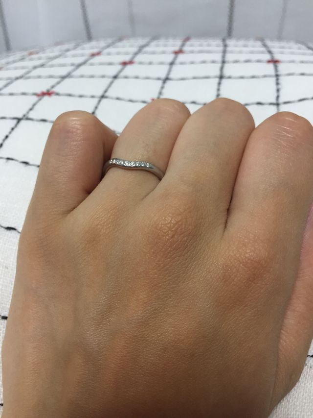 家事中も着脱無しで数年経ちますが、全く欠けなどありません。