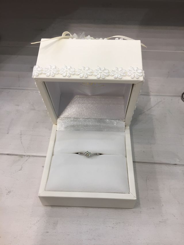 手作りで婚約指輪と結婚指輪を作りました。