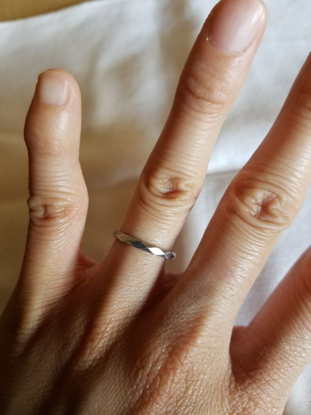 手にもなじみます