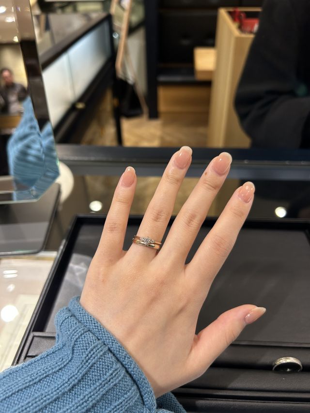 華やぎストレート0.2ct、誓いの重ね付け