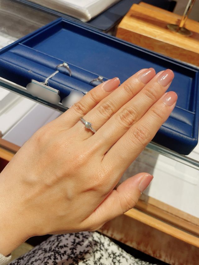 店舗で試着させていただきました